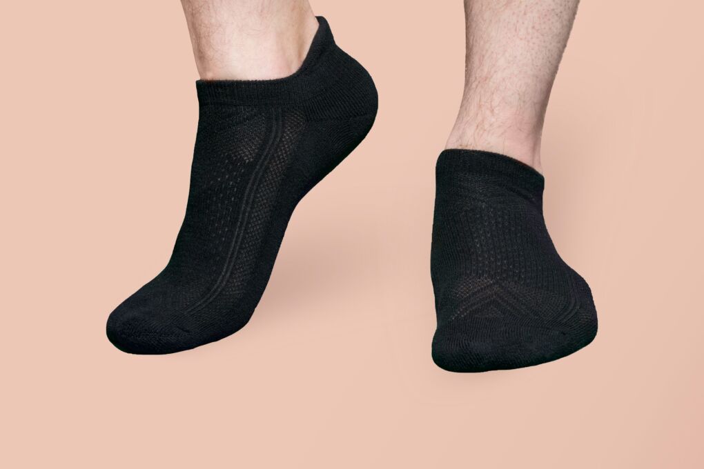 Compression Socks vs. Ordinary Socks