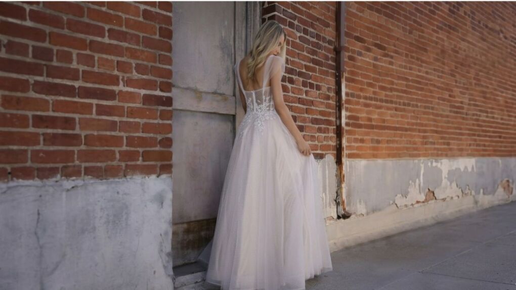 A-Line · Tulle / Organza