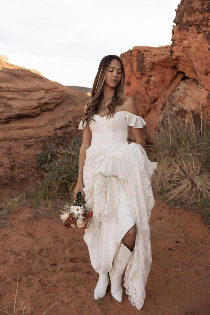 Why Bohemian Bridal Style Keeps Winning Over Modern Brides